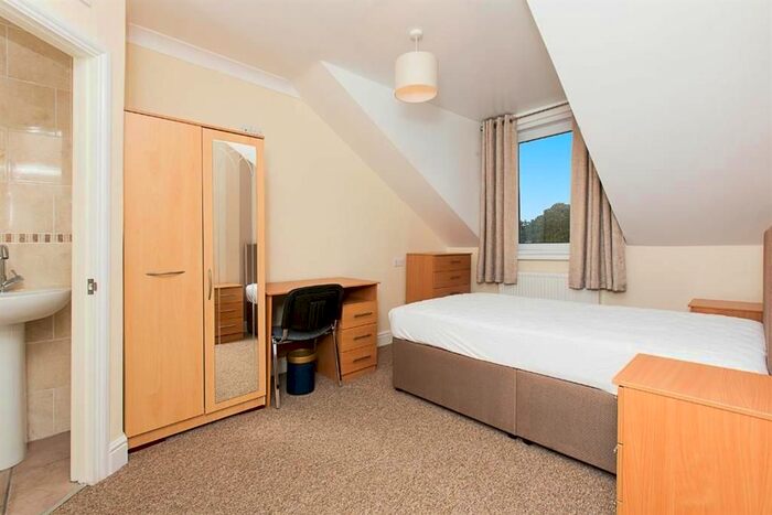 1 Bedroom Property To Rent In Heavitree Road, Exeter, EX1