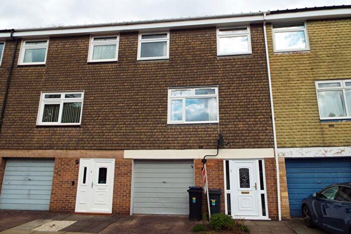 3 Bedroom Terraced House To Rent In Lynwood Walk, Harborne, Birmingham, B17