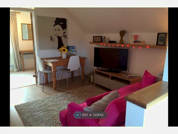 1 Bedroom Flat To Rent In Crows Lane, Alton GU34