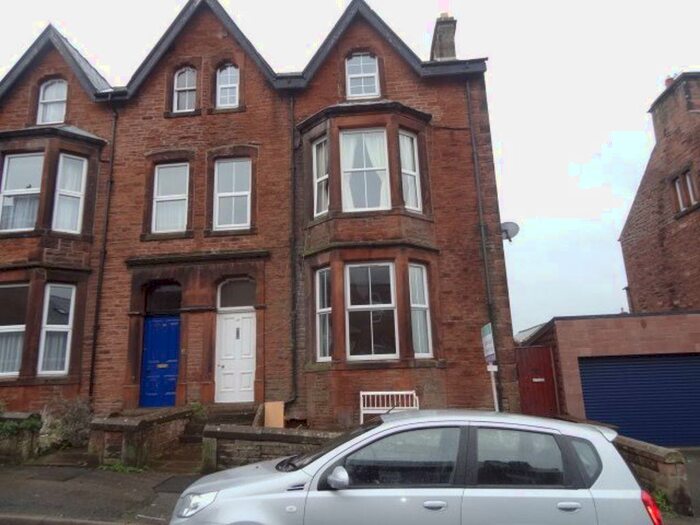 Flat To Rent In Wordsworth Street, Penrith, CA11