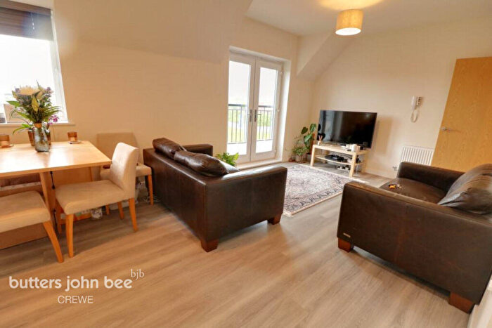 2 Bedroom Apartment To Rent In Reaseheath Way, Nantwich, CW5