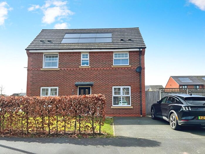 3 Bedroom Semi-Detached House For Sale In Felthouse Drive, Leigh, WN7