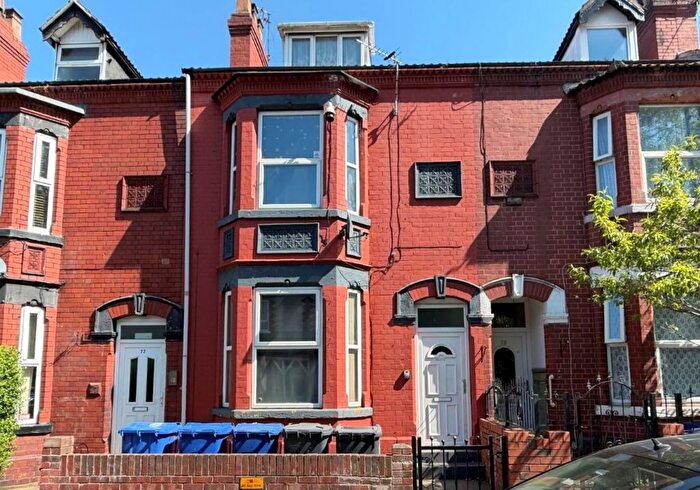 6 Bedroom Block Of Flats For Sale In Broxholme Lane, Doncaster, South Yorkshire, DN1