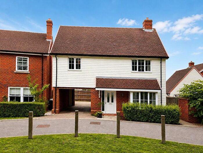 4 Bedroom Detached House For Sale In Wheatfields, Aldington, TN25
