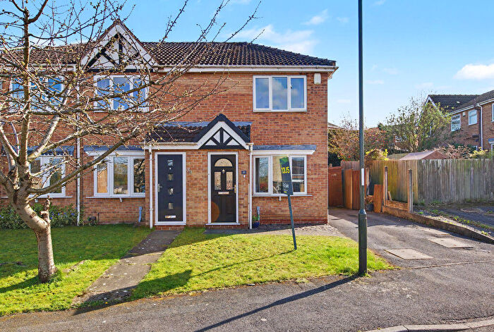 2 Bedroom Terraced House For Sale In Darwent Road, Tapton, Chesterfield, S41