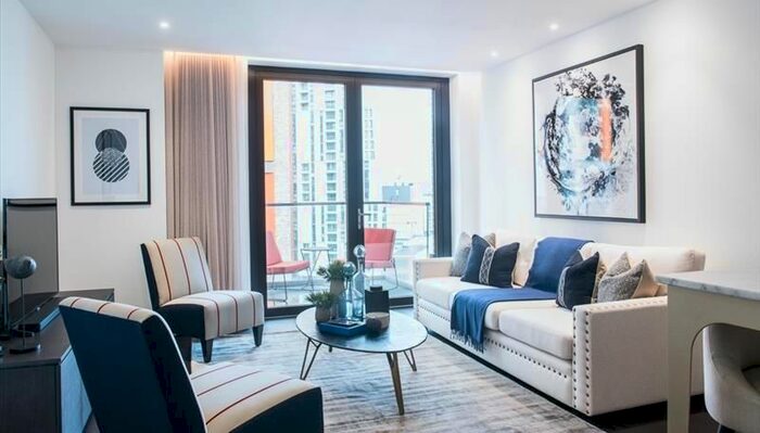 3 Bedroom Flat To Rent In Charles Clowes Walk, London, SW11