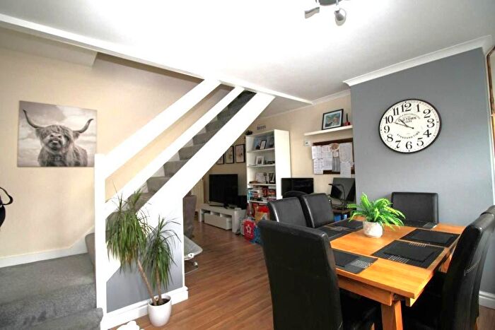 3 Bedroom Terraced House For Sale In Manor Road, Dover, Kent, CT17