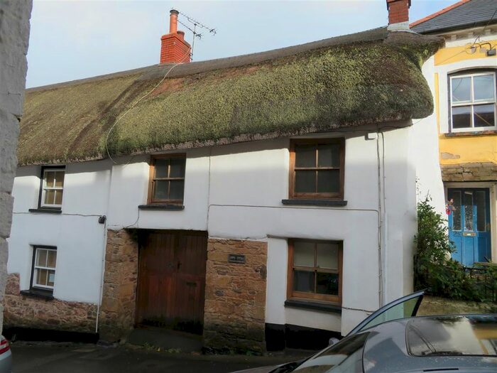 3 Bedroom Cottage To Rent In High Street, Hatherleigh, Okehampton, EX20