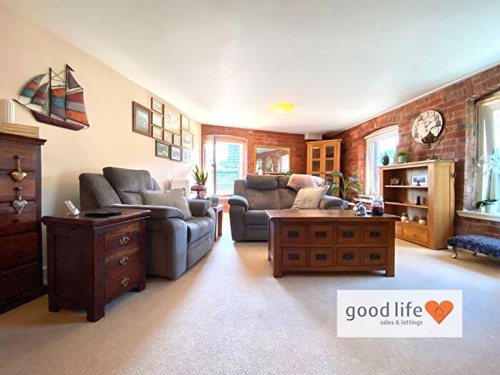 2 Bedroom Flat For Sale In Chandlers Road, Roker, Sunderland, SR6