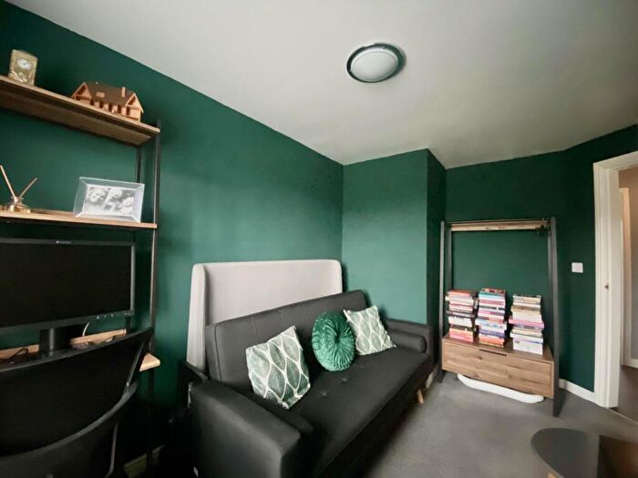 2 Bedroom Apartment For Sale In St. Andrews Square, Lowland Road, Durham, DH7