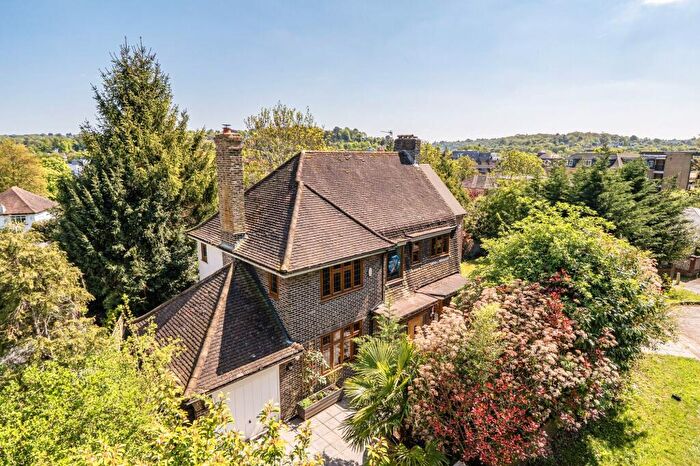 4 Bedroom Detached House For Sale In Hereward Avenue, Purley, CR8