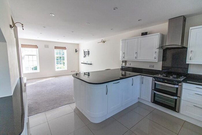 3 Bedroom Semi-Detached House To Rent In Furze Close, Redhill, RH1