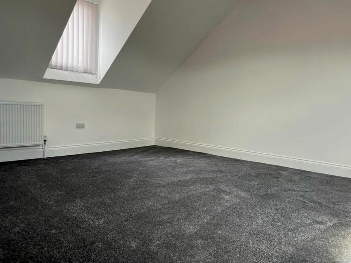 2 Bedroom Flat To Rent In Mansfield Road, Sheffield, S12
