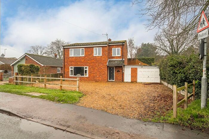 4 Bedroom Detached House For Sale In Whitewell Road, Reepham, NR10