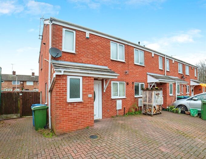 2 Bedroom Semi-Detached House For Sale In Ossington Close, Meden Vale, Mansfield, NG20