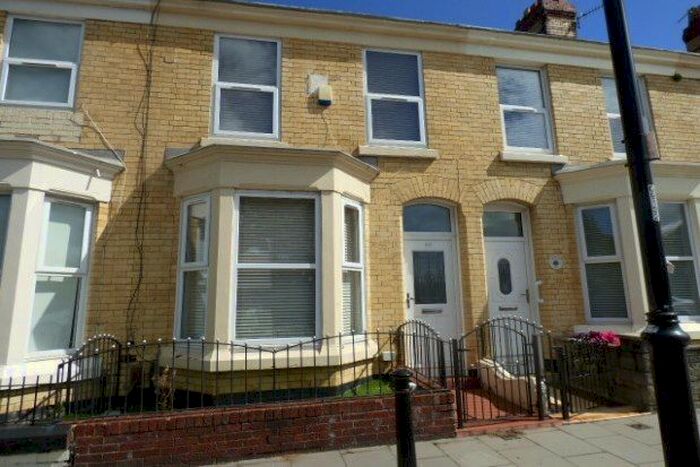3 Bedroom Property To Rent In Hall Lane, Liverpool, L7