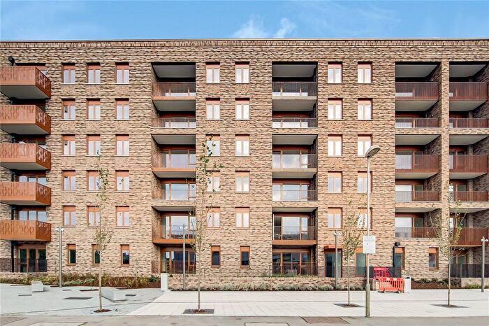 2 Bedroom Flat To Rent In Fresh Wharf Road, Barking, Essex, IG11