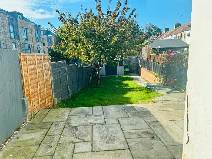 1 Bedroom Terraced House To Rent In Sevenoaks Road, Orpington, BR6