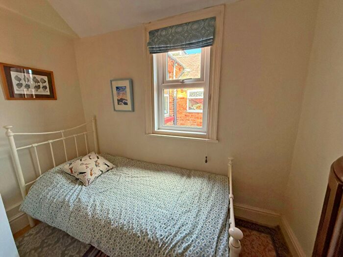 4 Bedroom Terraced House For Sale In Ashville Avenue, Scarborough, YO12