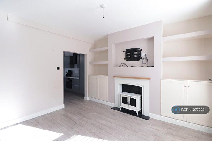 2 Bedroom Terraced House To Rent In Turner St, Barnsley, S72