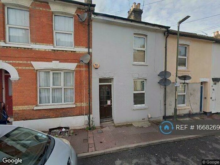 3 Bedroom Terraced House To Rent In Dale Street, Chatham, ME4