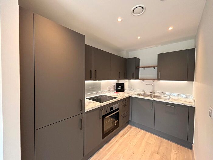 1 Bedroom Apartment To Rent In Prince Charles Road, Exeter, EX4