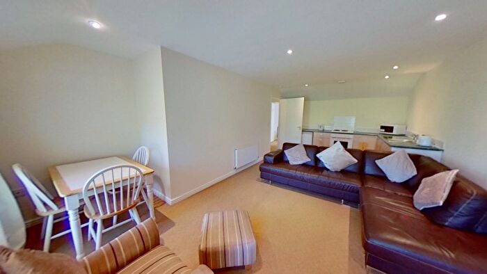 1 Bedroom Flat To Rent In Park Street, Treforest, Pontypridd, CF37