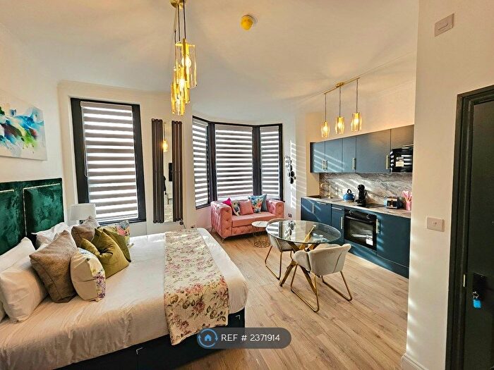 Studio To Rent In Callcott Road, London, NW6