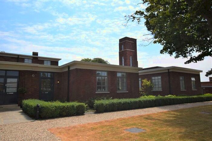 2 Bedroom Apartment To Rent In Orchard Square, Caversfield, Bicester, OX27