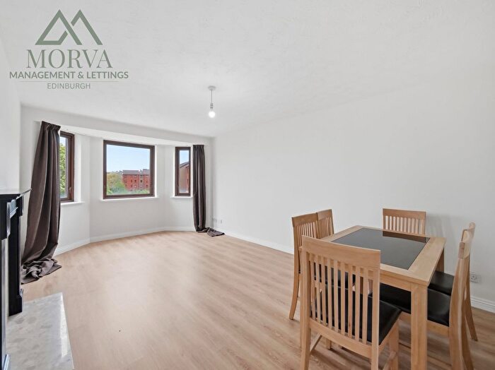 2 Bedroom Flat To Rent In West Bryson Road, Edinburgh, EH11