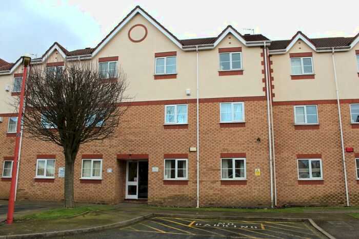 2 Bedroom Apartment To Rent In Hoff Beck Court, Birmingham, B9