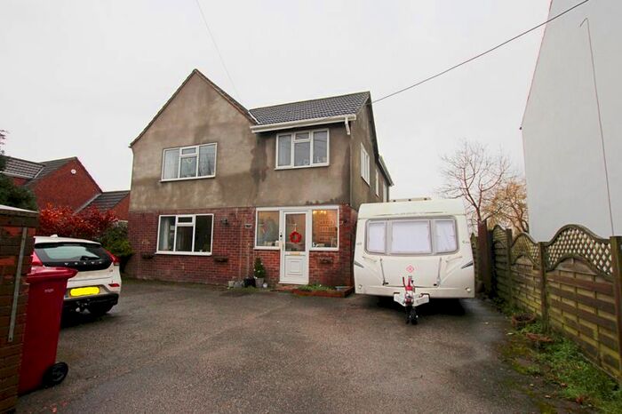 4 Bedroom Detached House For Sale In Townside, East Halton, Immingham, DN40