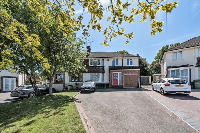 5 Bedroom Semi-Detached House For Sale In St Marys Way, Longfield, Dartford, Kent, DA3