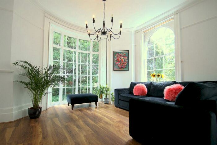 1 Bedroom Flat To Rent In Bedford Place, Maidstone, ME16