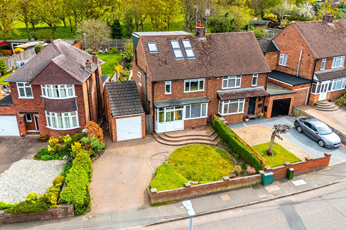 4 Bedroom Semi Detached House For Sale In Hall Avenue, Rushden, NN10