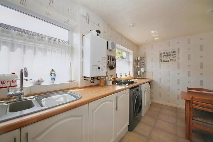 2 Bedroom Detached Bungalow For Sale In Elnup Avenue, Shevington, Wigan, Lancashire, WN6