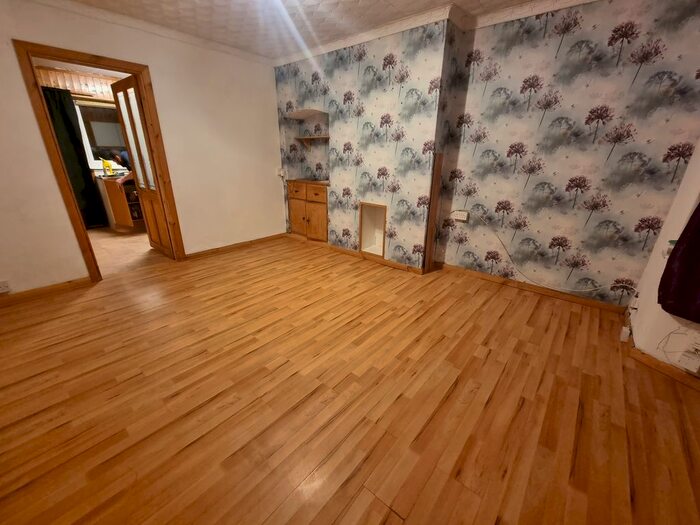 3 Bedroom Terraced House To Rent In Allcroft Road, Birmingham, B11