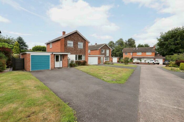 3 Bedroom Detached House For Sale In West Gate, Crestwood Park Brewood, Stafford, ST19