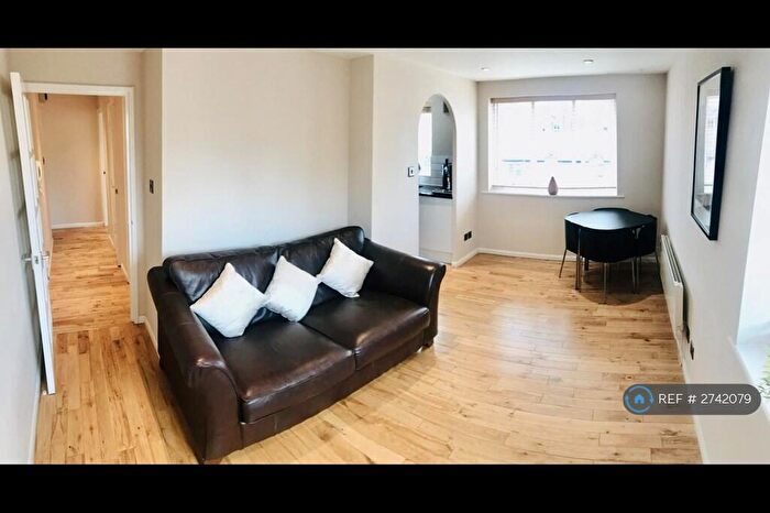 1 Bedroom Flat To Rent In John Maurice Close, London, SE17
