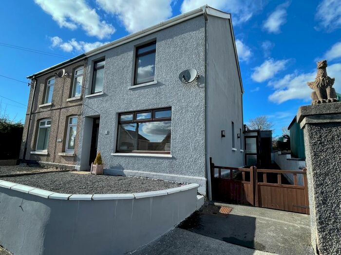 3 Bedroom Semi-Detached House For Sale In Heol Yr Ysgol, Cefneithin, Llanelli, SA14