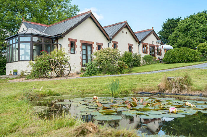 4 Bedroom Detached House For Sale In Whitland Carmarthenshire, SA34