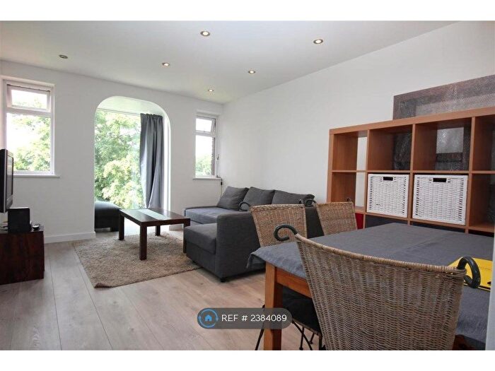 1 Bedroom Flat To Rent In Arnewood Close, London, SW15
