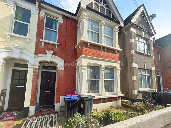 5 Bedroom Property For Sale In Glenwood Avenue, Westcliff On Sea, SS0