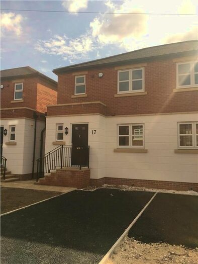 3 Bedroom Semi-Detached House To Rent In Lock Lane, Doncaster, South Yorkshire, DN8