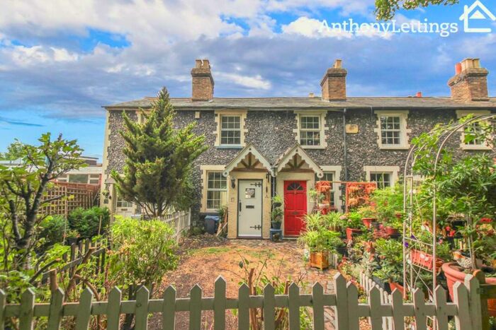 2 Bedroom Terraced House To Rent In Burford Place, Hoddesdon, EN11