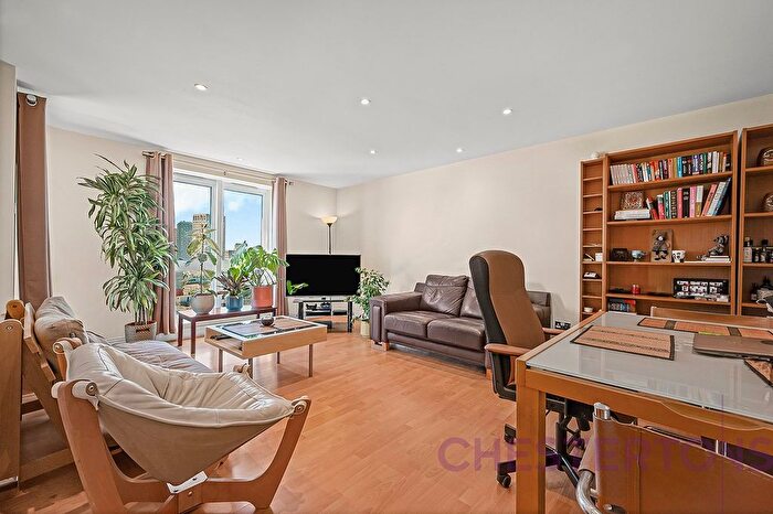 2 Bedroom Flat To Rent In Studley Court, Prime Meridian Walk, E14