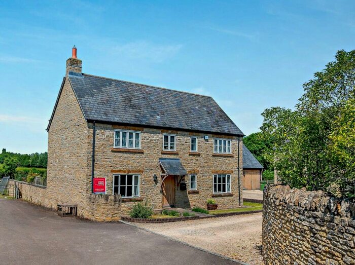 4 Bedroom Detached House For Sale In Magpie Road, Sulgrave, Banbury, Oxfordshire, OX17