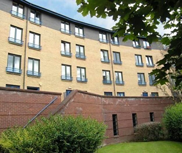 1 Bedroom Property To Rent In Glasgow, G1