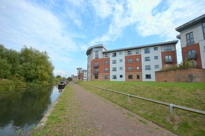 2 Bedroom Flat To Rent In West Cotton Close, Northampton, NN4