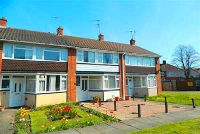 3 Bedroom House To Rent In Percy Road, Warwick, CV34